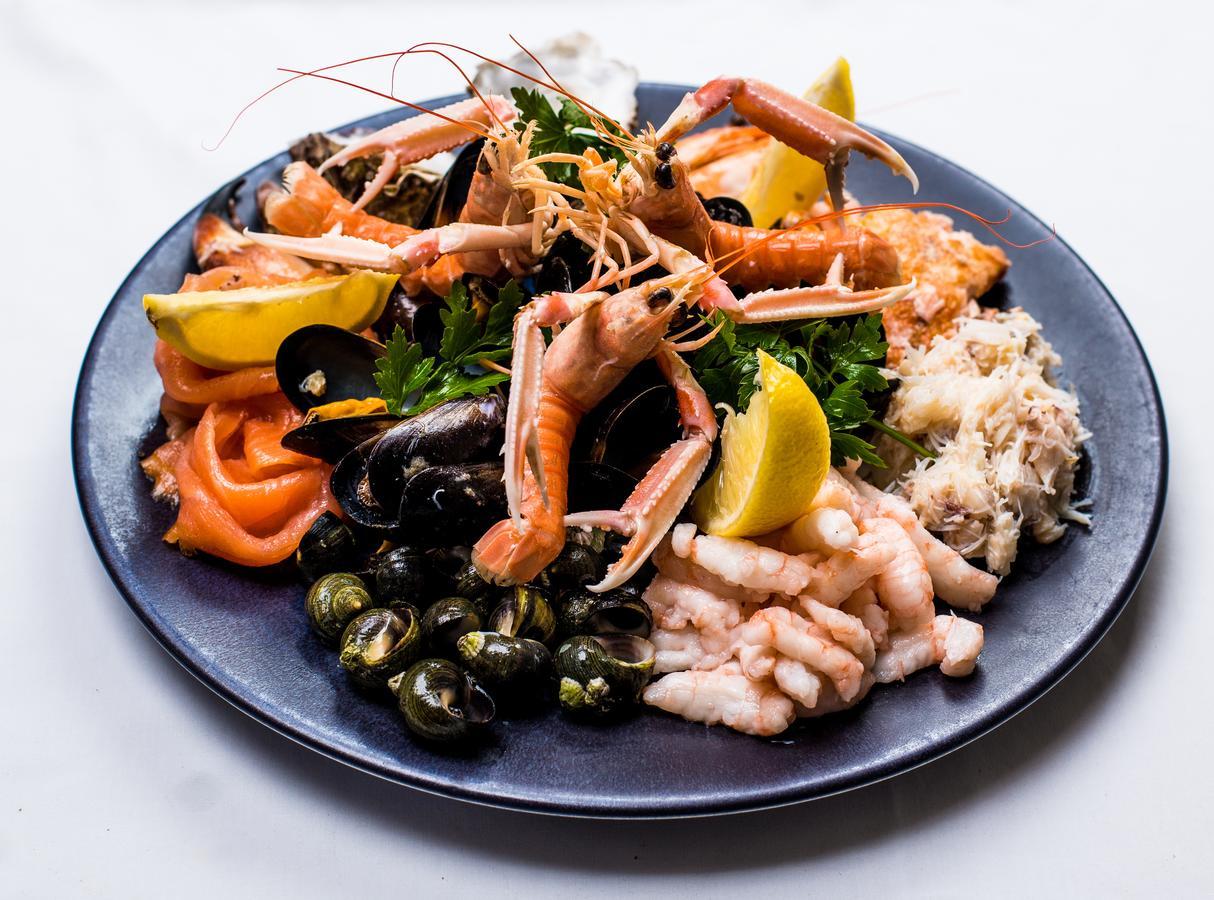 Vaughans Anchor Inn Liscannor Bagian luar foto